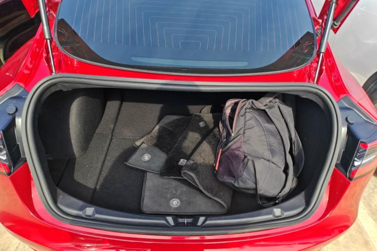 Tesla Model 3 2020 #19 Tesla Model 3 2020 car image #19