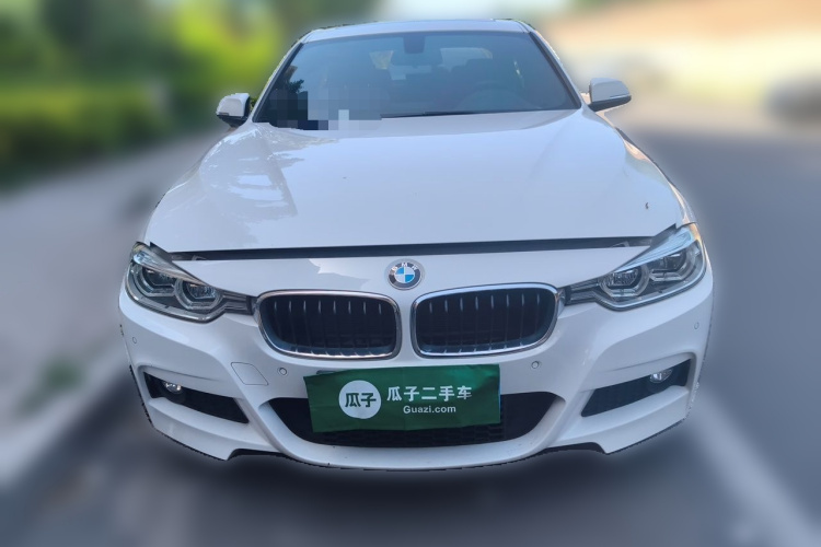 BMW 3 Series 2018 #3 BMW 3 Series 2018 car image #3