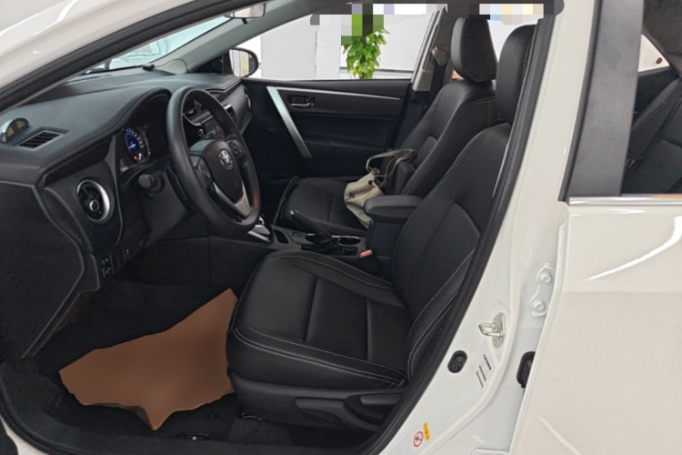 Toyota Corolla 2018 car image #17