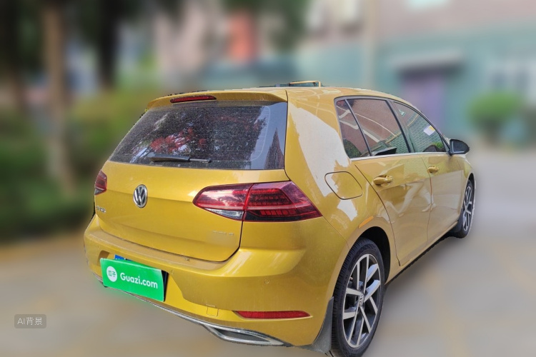 Volkswagen Golf 2018 car image #7