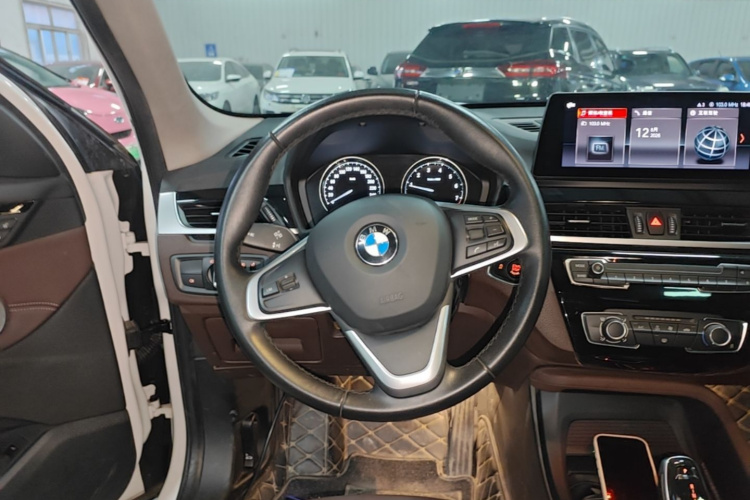 BMW X1 2022 #15 BMW X1 2022 car image #15