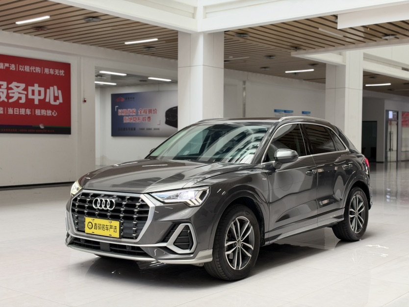 Audi Q3 2021 car image 