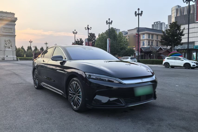 BYD Han 2023 car image #8