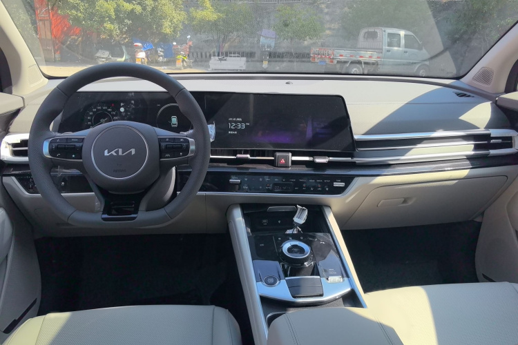 起亚 狮铂拓界 2025 汽车图片 #12