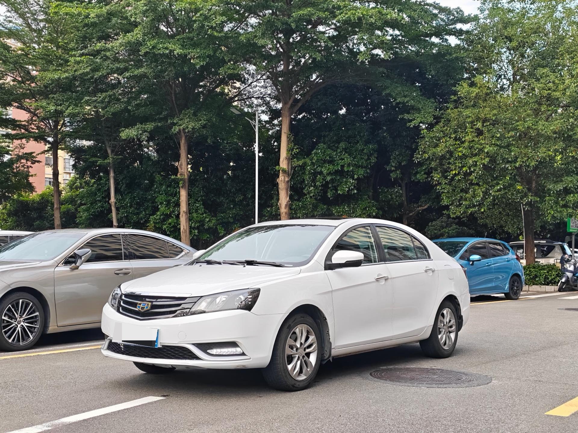 GEELY Emgrand 2016 car image 