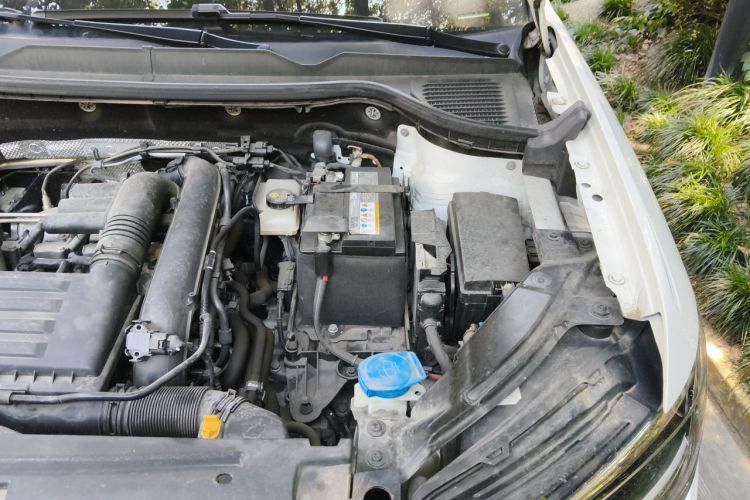 Volkswagen Tharu 2023 car image #25
