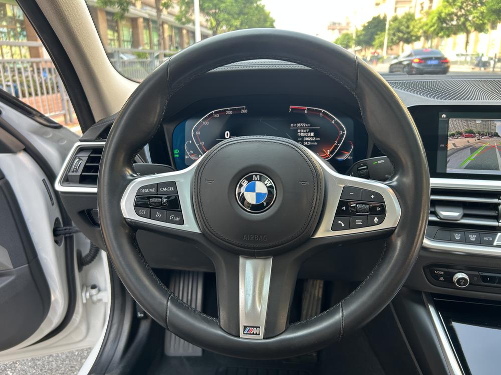 BMW 3 Series 2021 imagen de coche #14