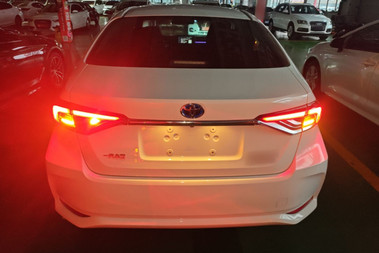 Toyota Corolla 2021 #6 Toyota Corolla 2021 car image #6
