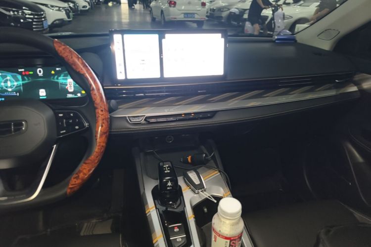 GEELY Emgrand L HiP 2023 #13 GEELY Emgrand L HiP 2023 car image #13