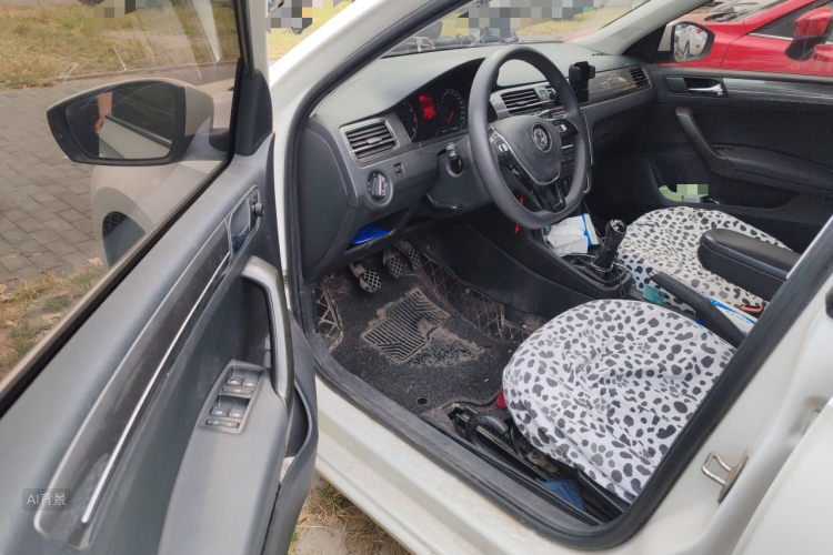 Volkswagen Santana 2017 car image #18