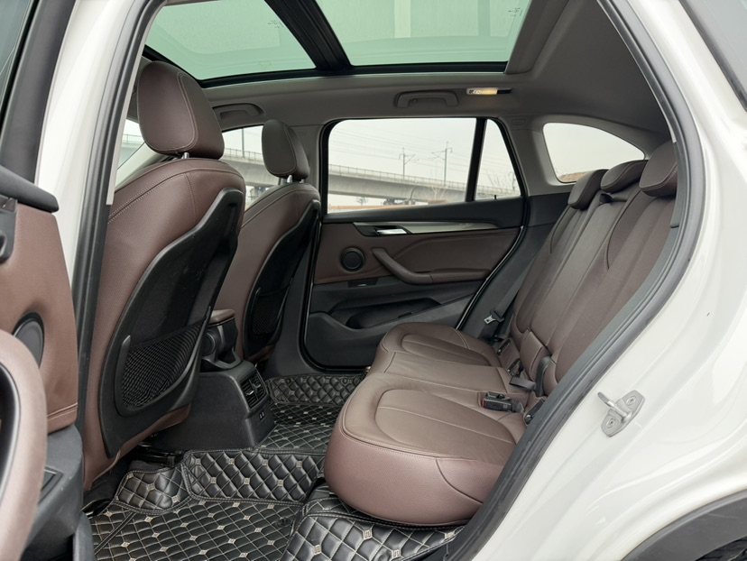BMW X1 2019 #4 BMW X1 2019 car image #4