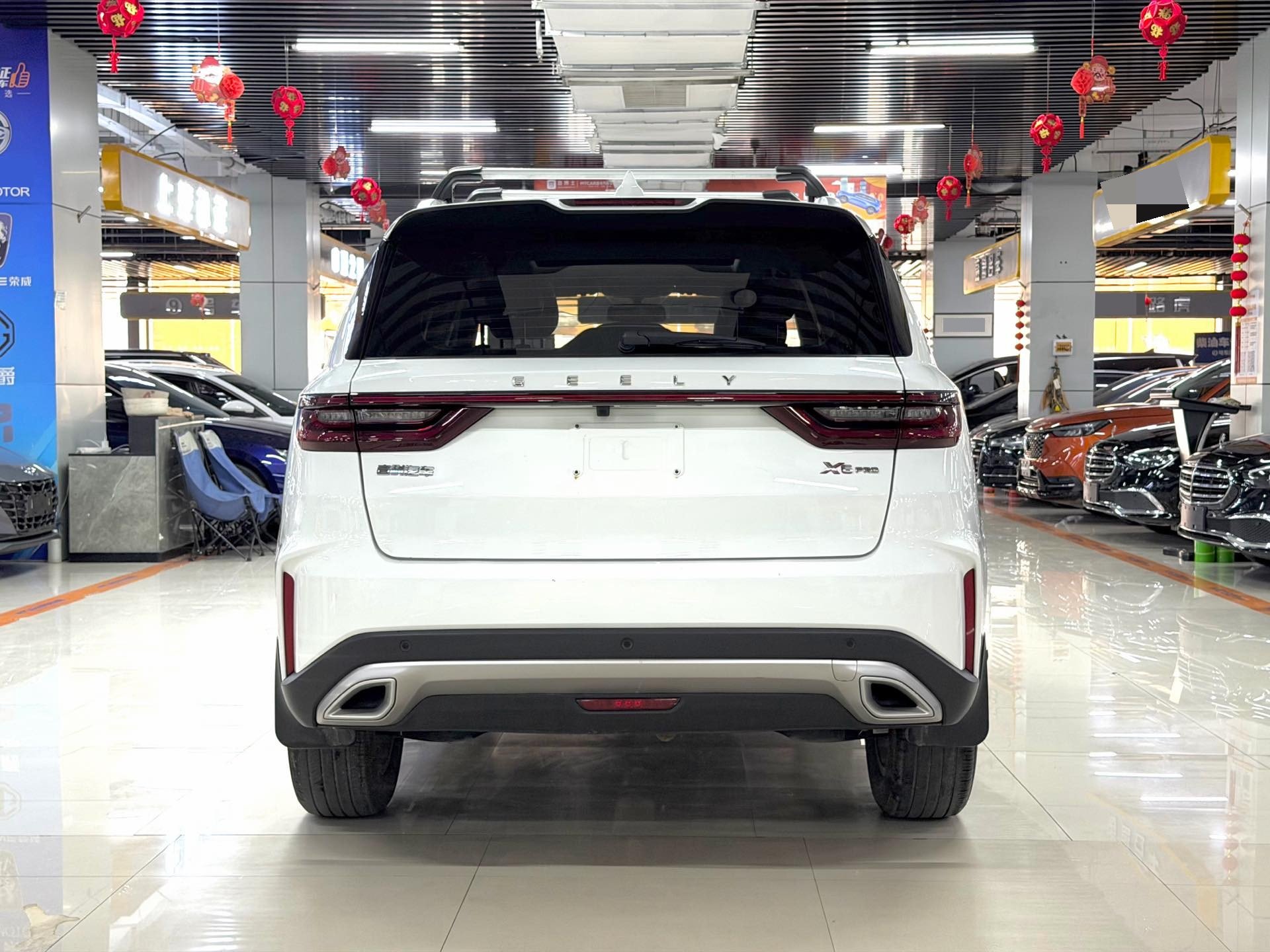 GEELY Vision X6 2023 car image #2