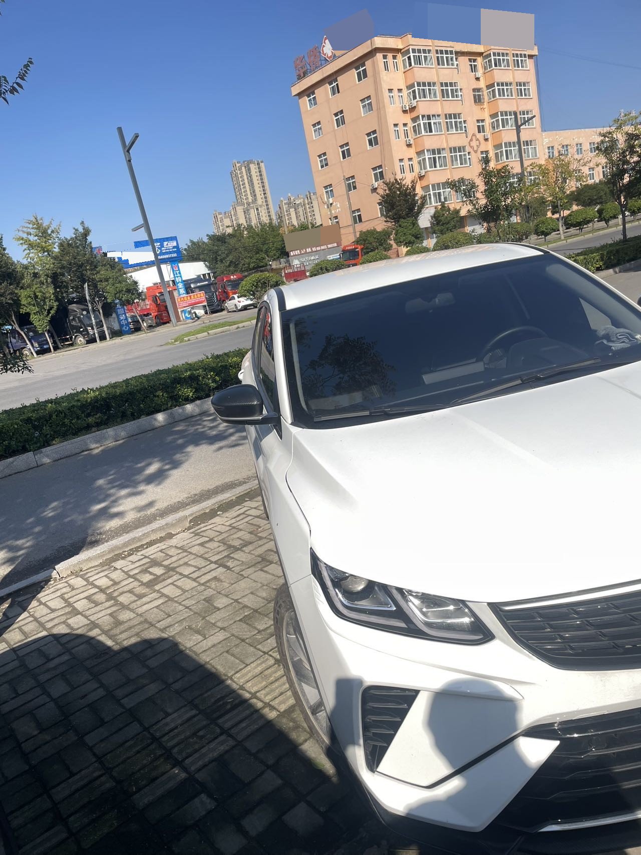 GEELY Coolray 2026 #5 GEELY Coolray 2026 car image #5