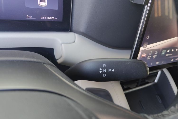 BYD YuanUP 2025 car image #14