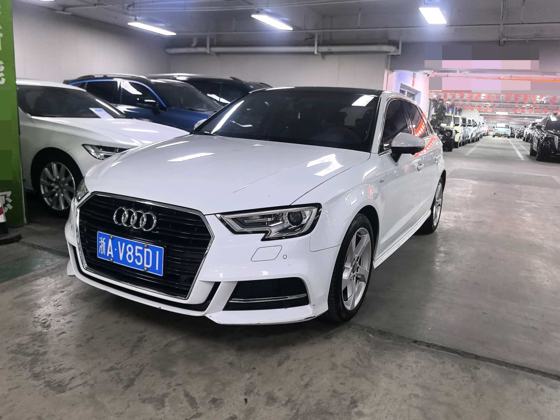 2018 2018 car image