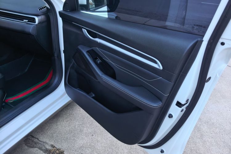 GEELY Emgrand 2024 immagine di auto #18