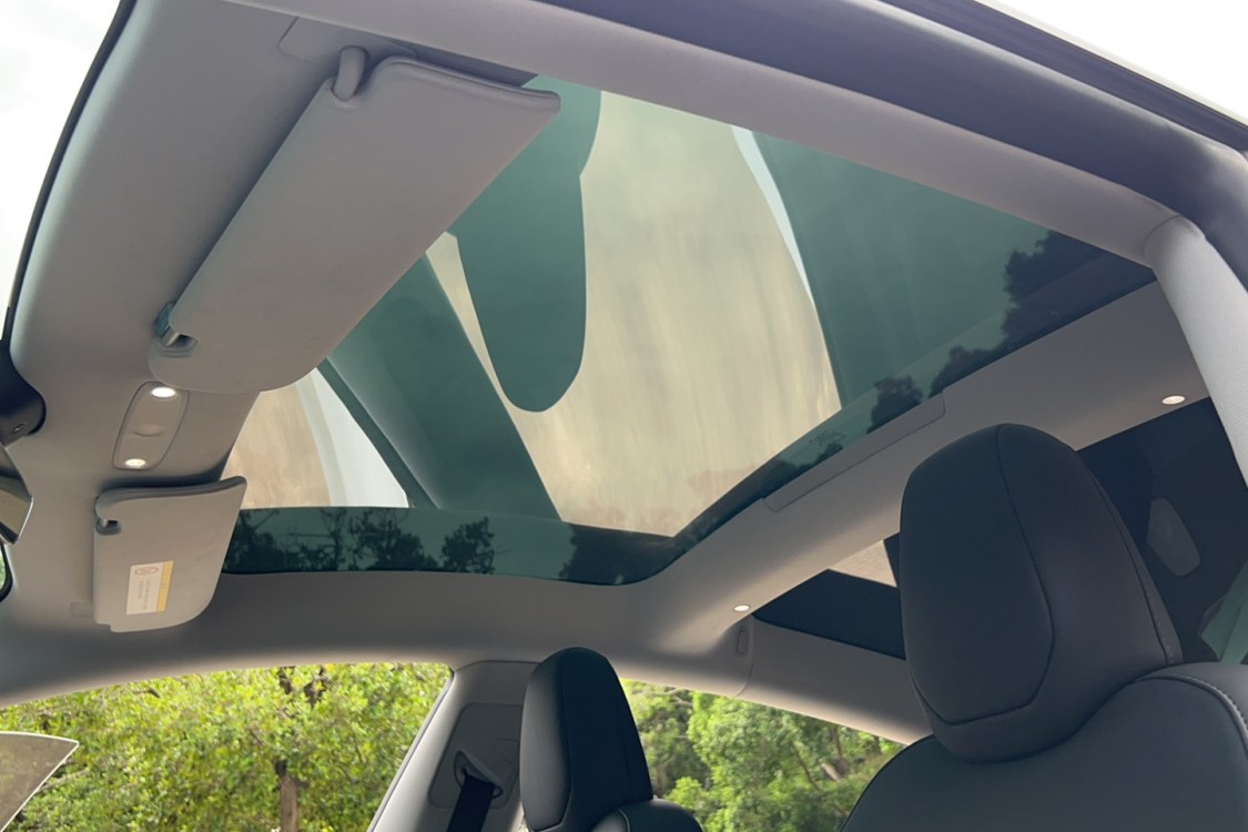 Tesla Model 3 2023 #5 Tesla Model 3 2023 car image #5