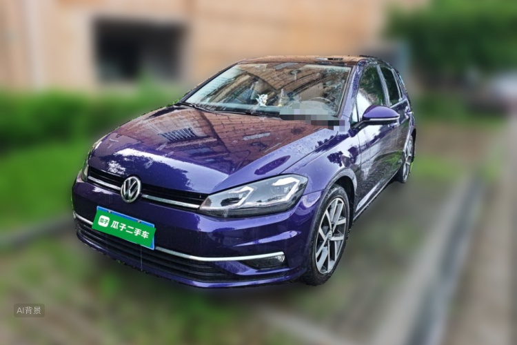 Volkswagen Golf 2020 car image #2