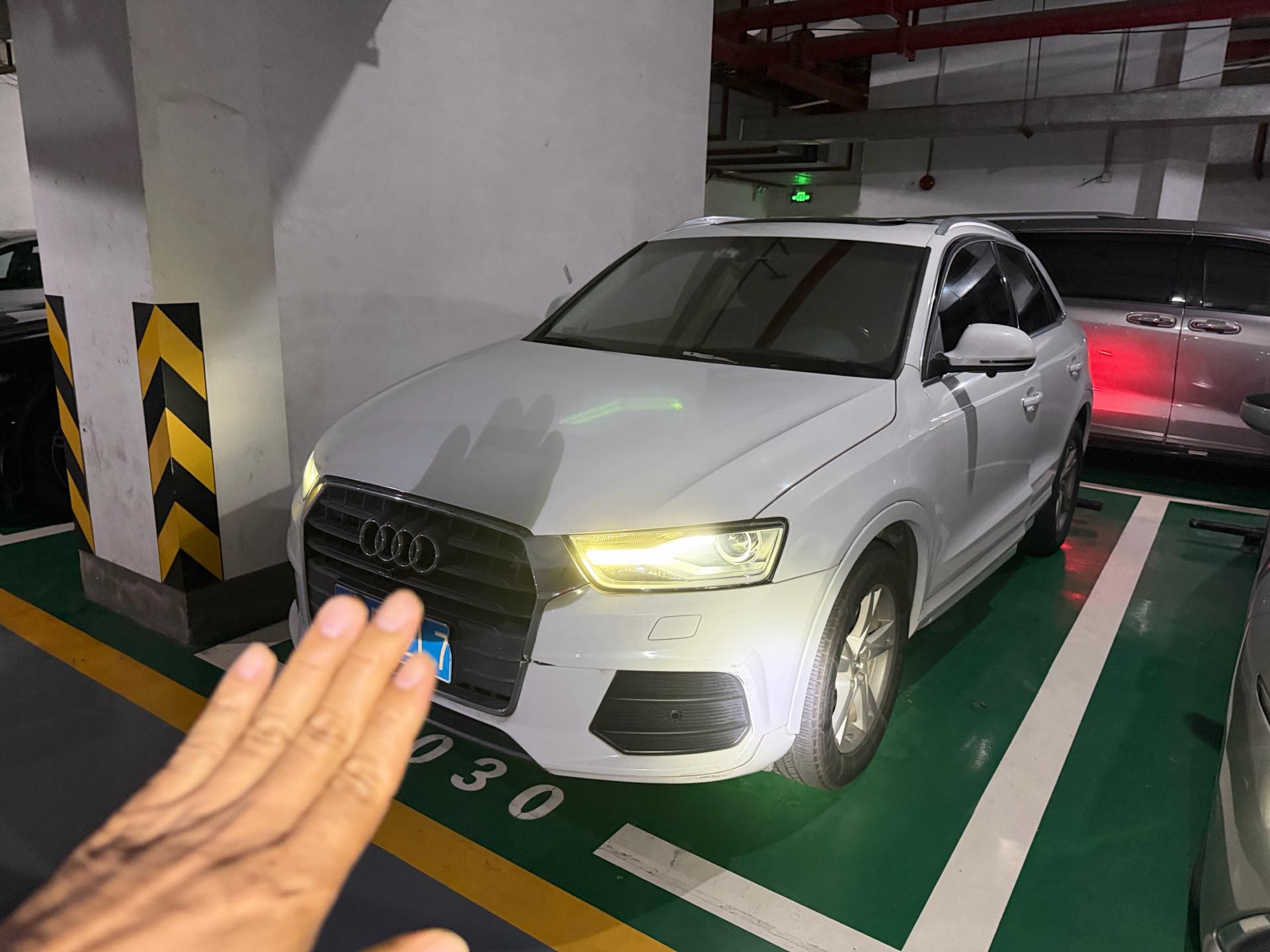2016 2016 car image