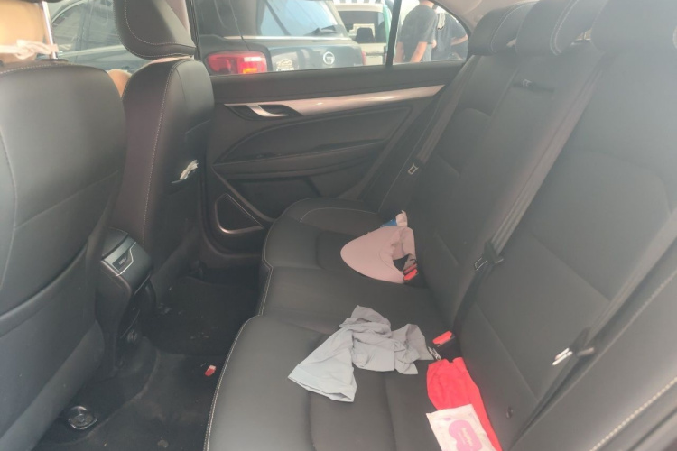 GEELY Emgrand 2020 car image #10