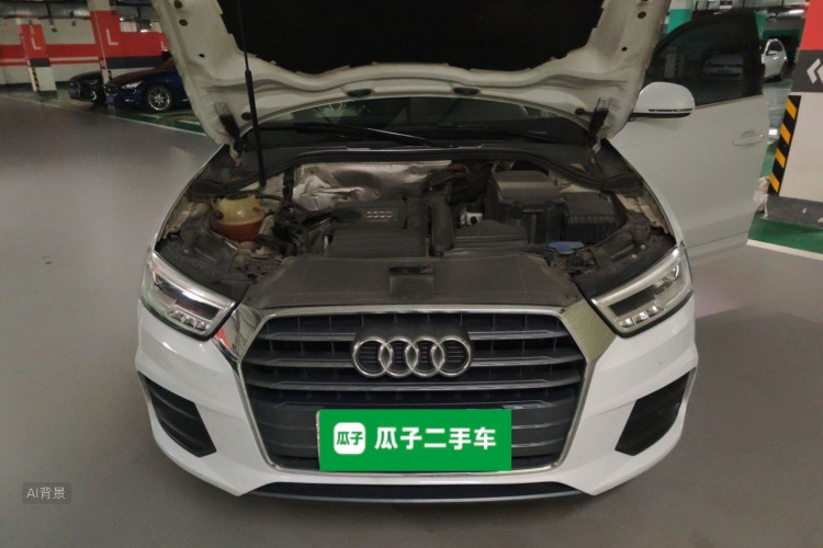 Audi Q3 2017 car image #22