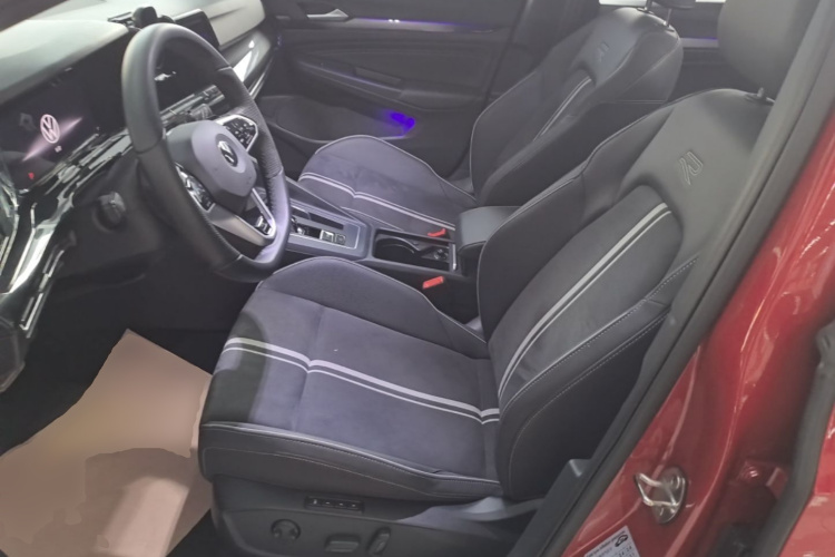Volkswagen Golf 2022 imagen de coche #15
