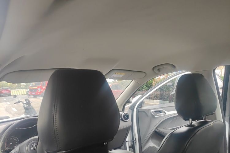 MG ZS 2022 car image #16