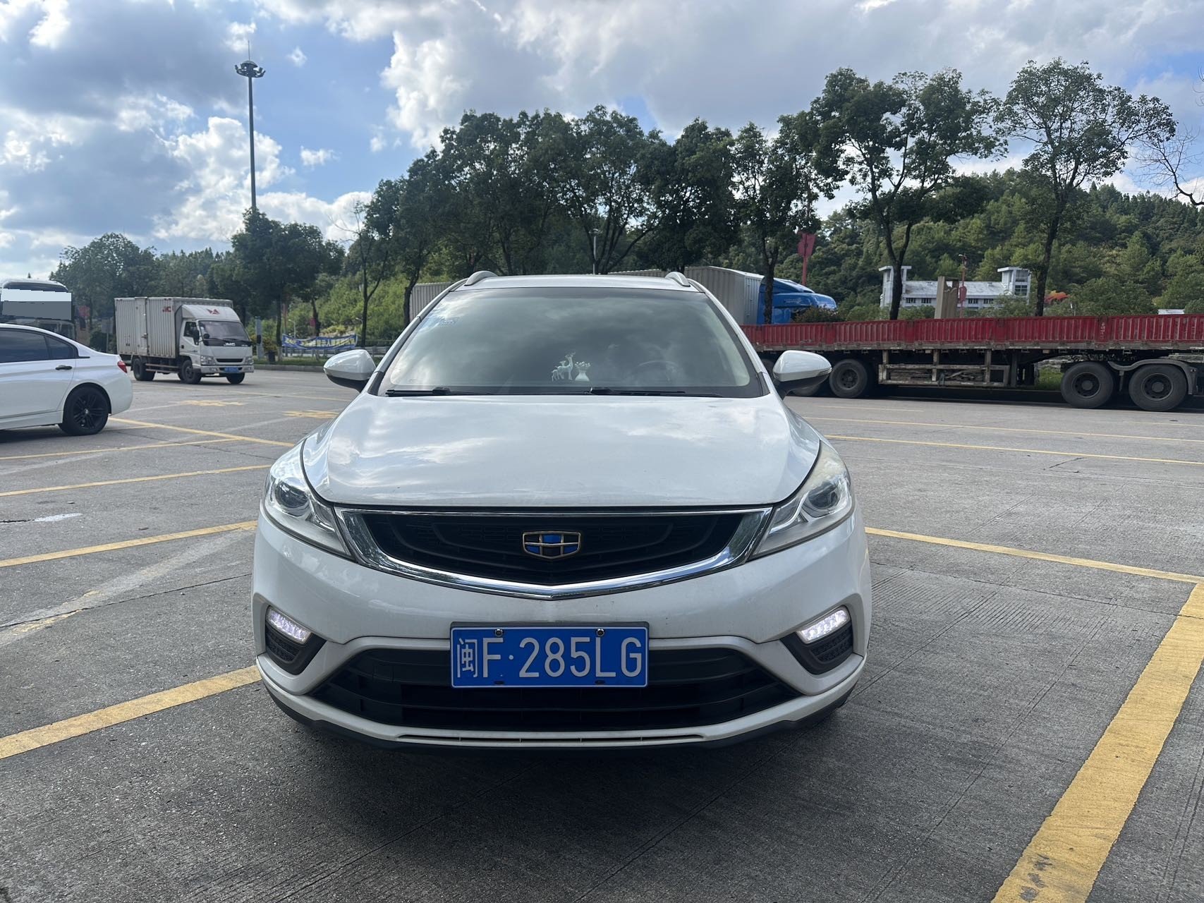 GEELY Emgrand GS 2018 car image #2