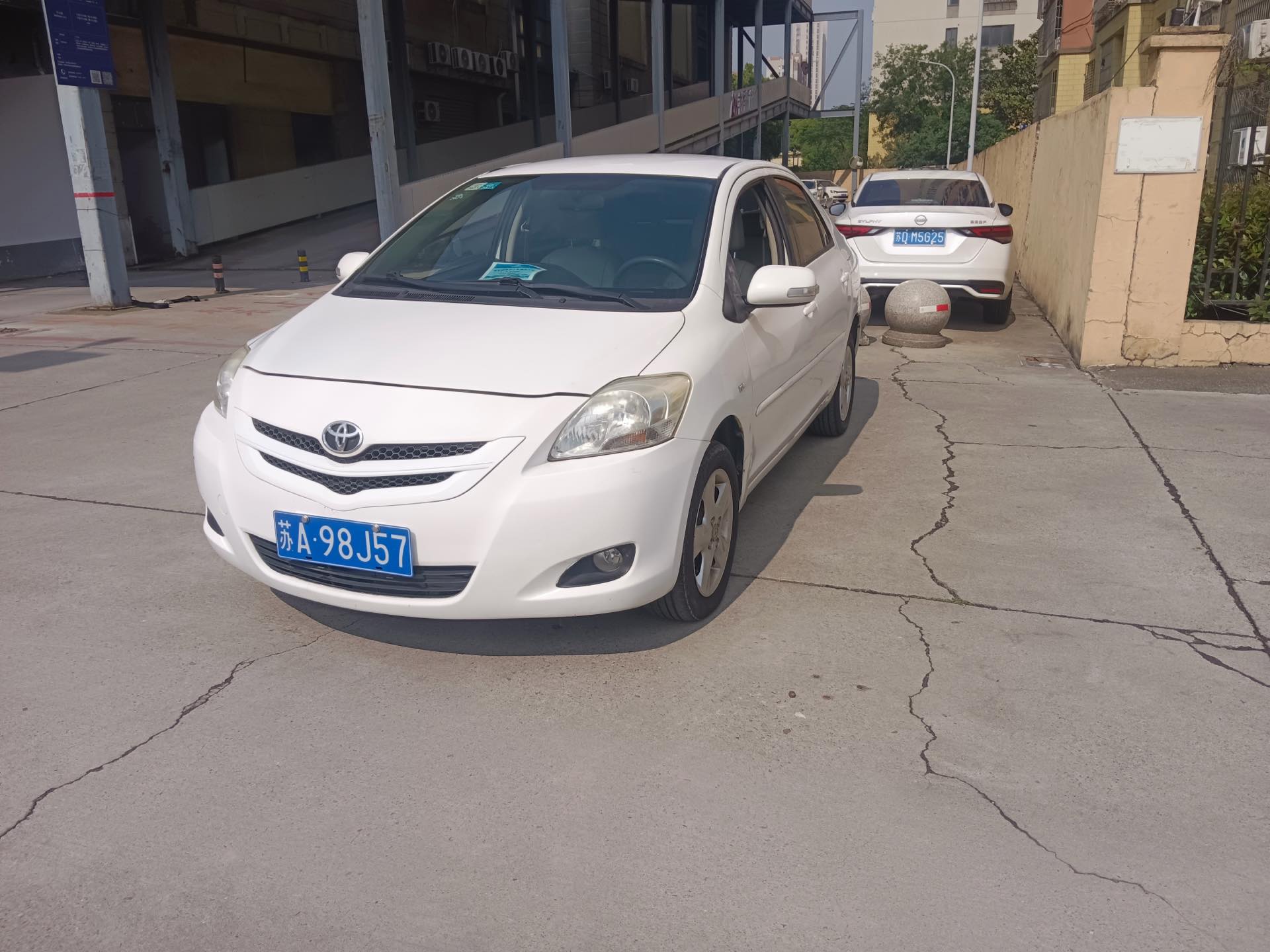 2008 2008 صورة سيارة