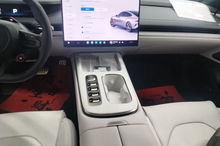 MI SU7 2024 car image #24