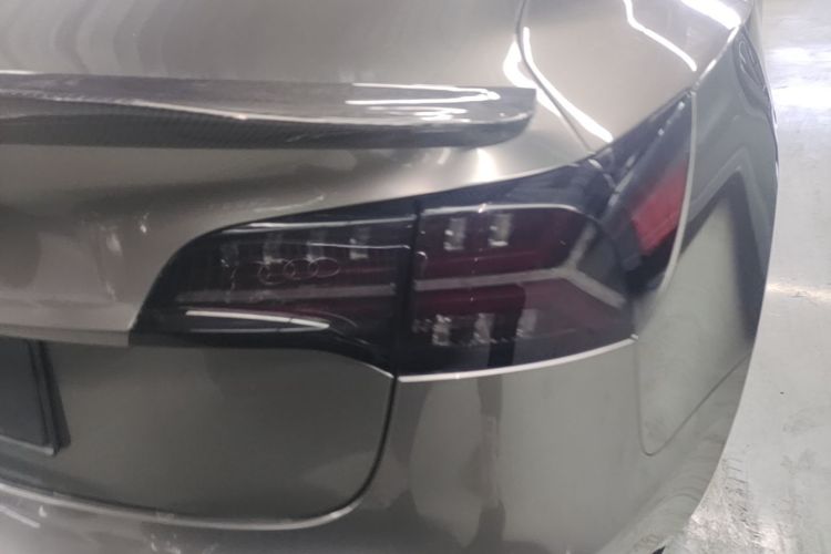Tesla Model 3 2023 car image #8