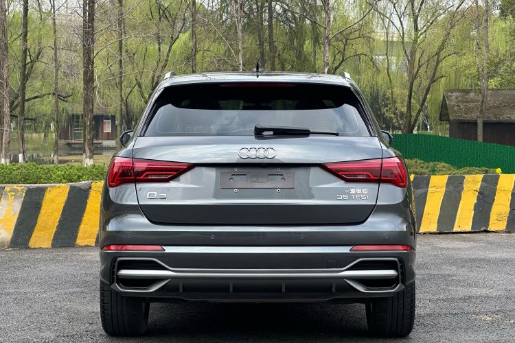 Audi Q3 2019 #7 Audi Q3 2019 car image #7