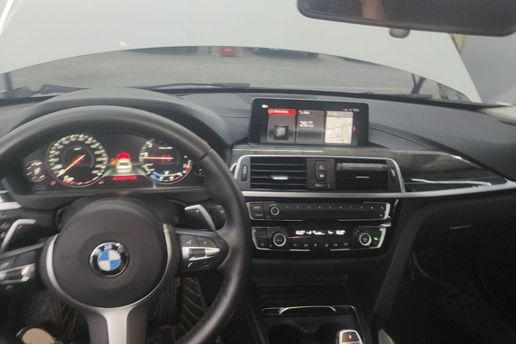 BMW 3 Series 2019 image de voiture #11