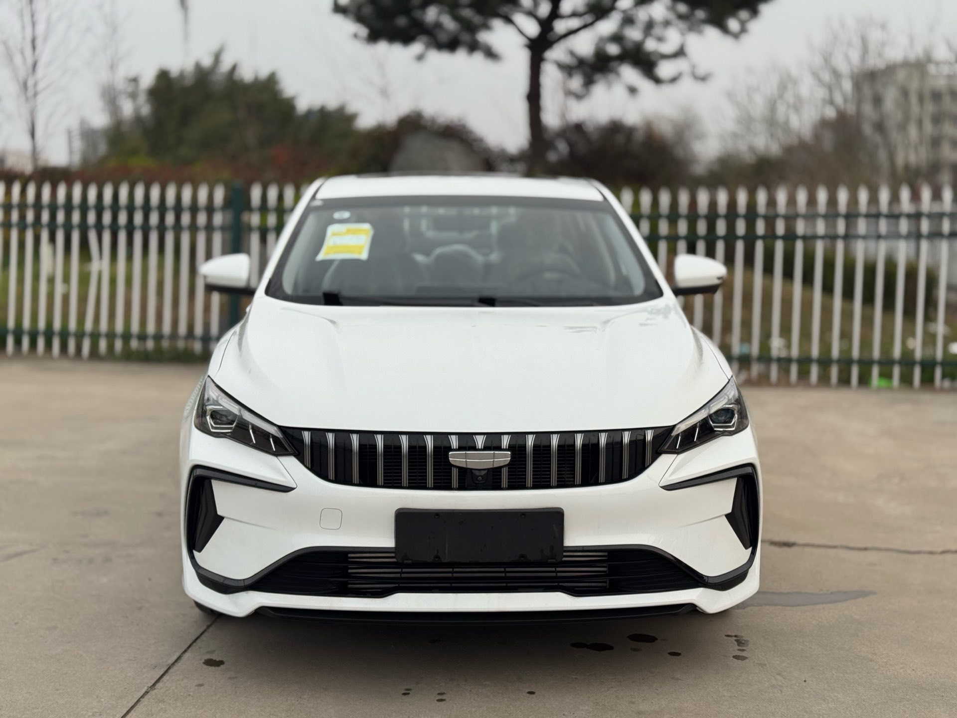 GEELY Binray 2026 car image #2