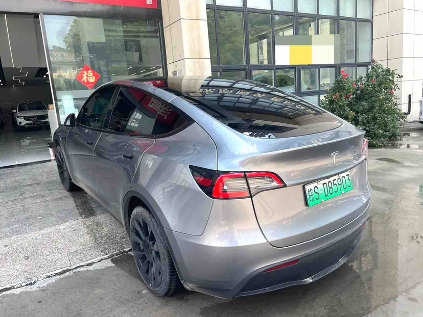 Tesla Model Y 2024 #7 Tesla Model Y 2024 صورة سيارة #7