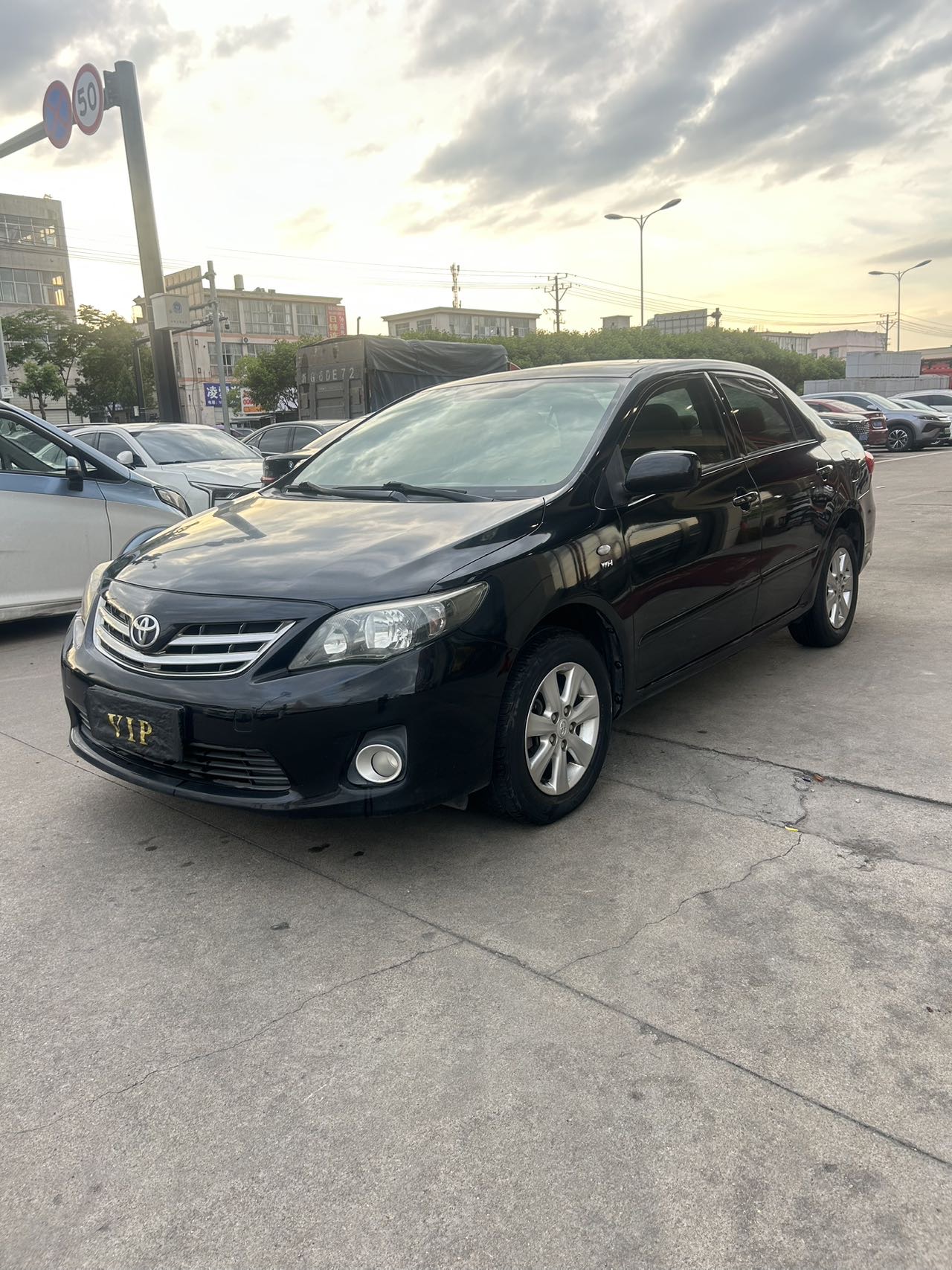 Toyota Corolla 2014 Toyota Corolla 2014 car image