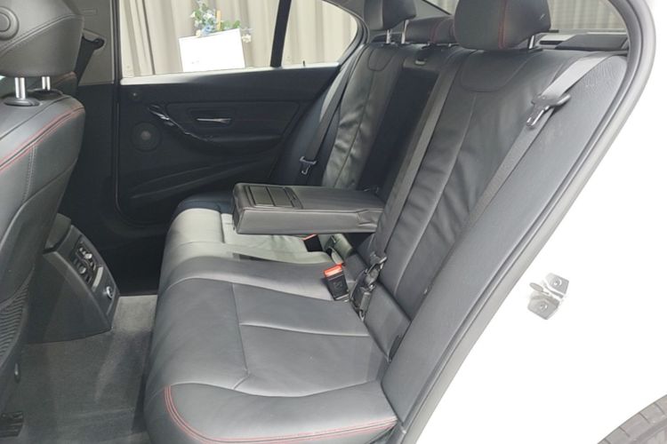 BMW 3 Series 2016 #13 BMW 3 Series 2016 car image #13