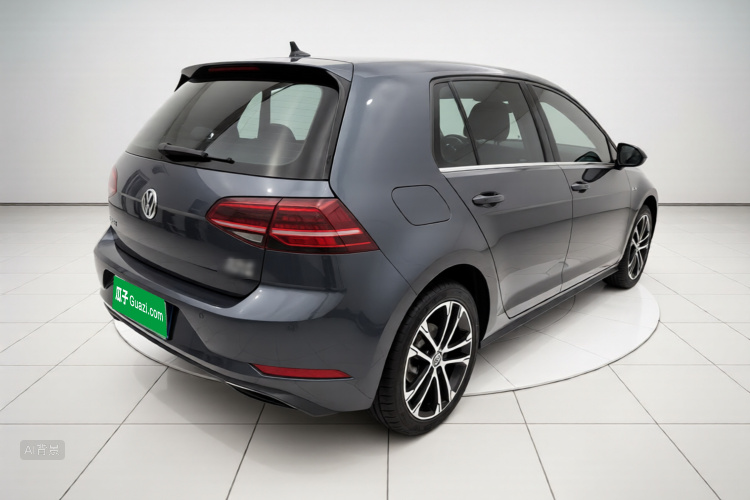 Volkswagen Golf 2019 car image #7