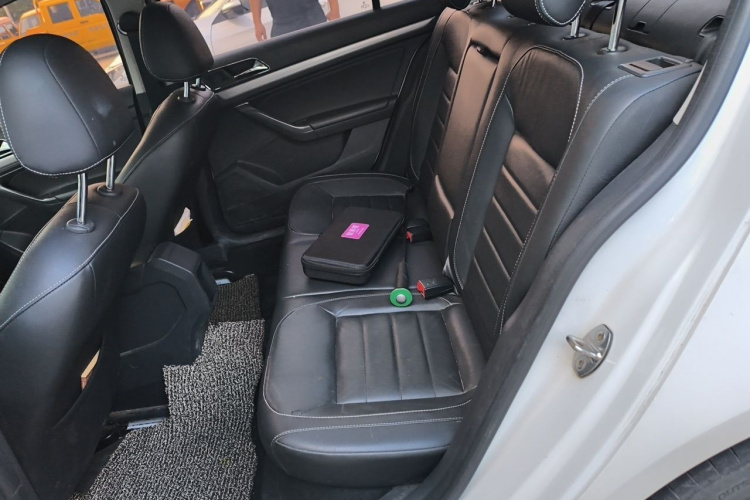Volkswagen Lavida 2018 car image #14