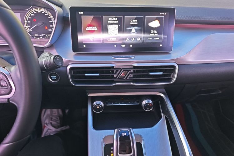 GEELY Coolray 2021 car image #13