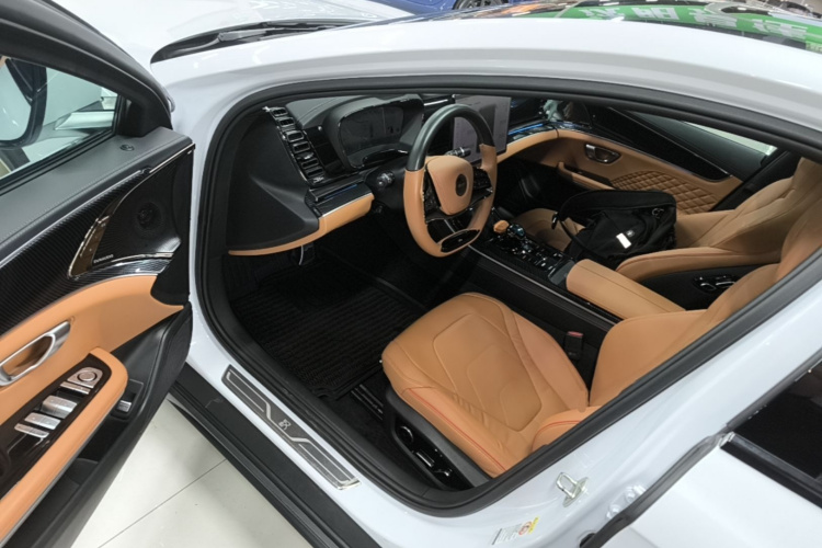 BYD Han 2023 car image #16