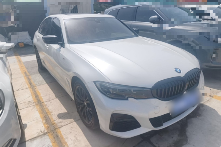 BMW 3 Series 2021 car image #4