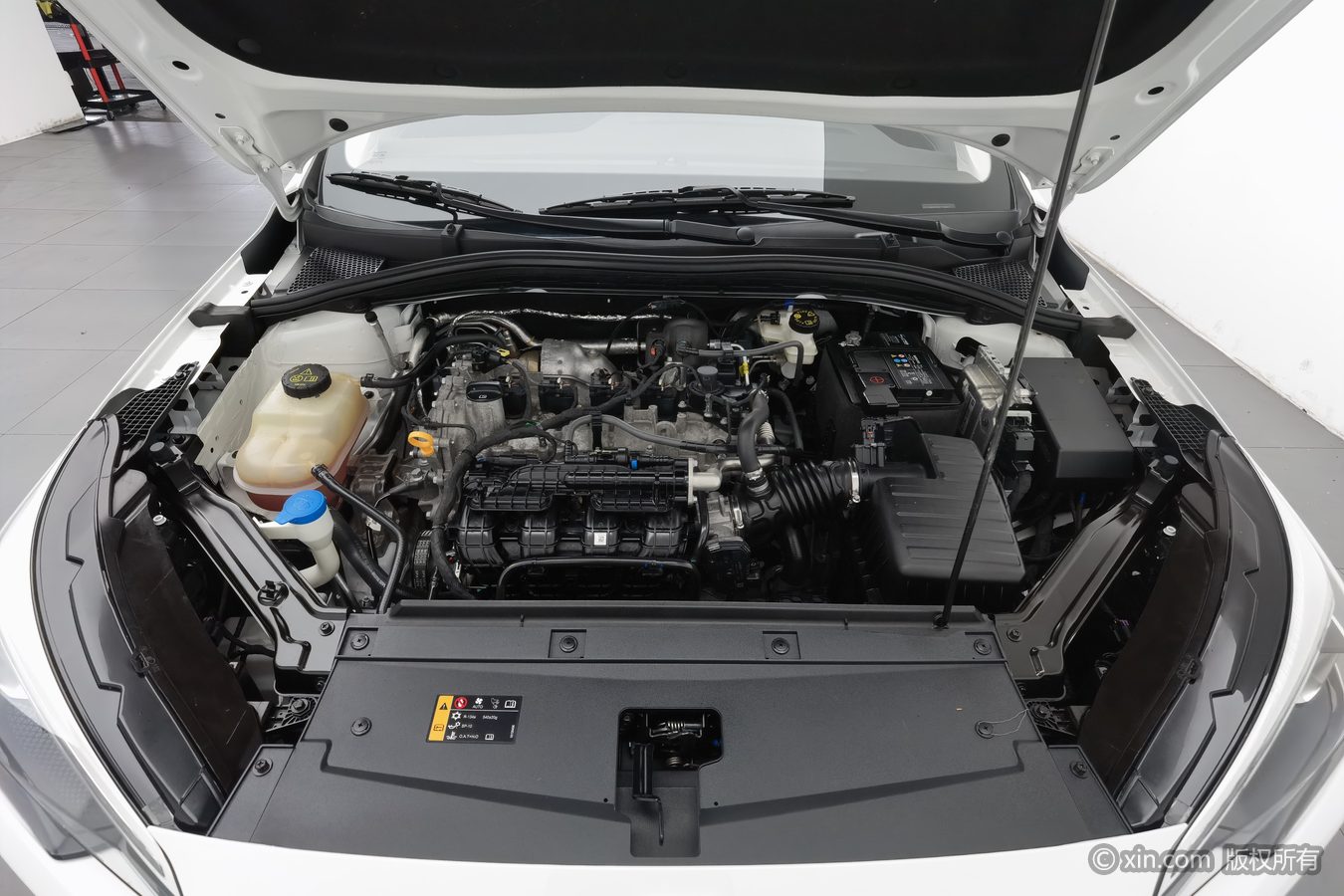 Roewe i5 2024 #18 Roewe i5 2024 car image #18