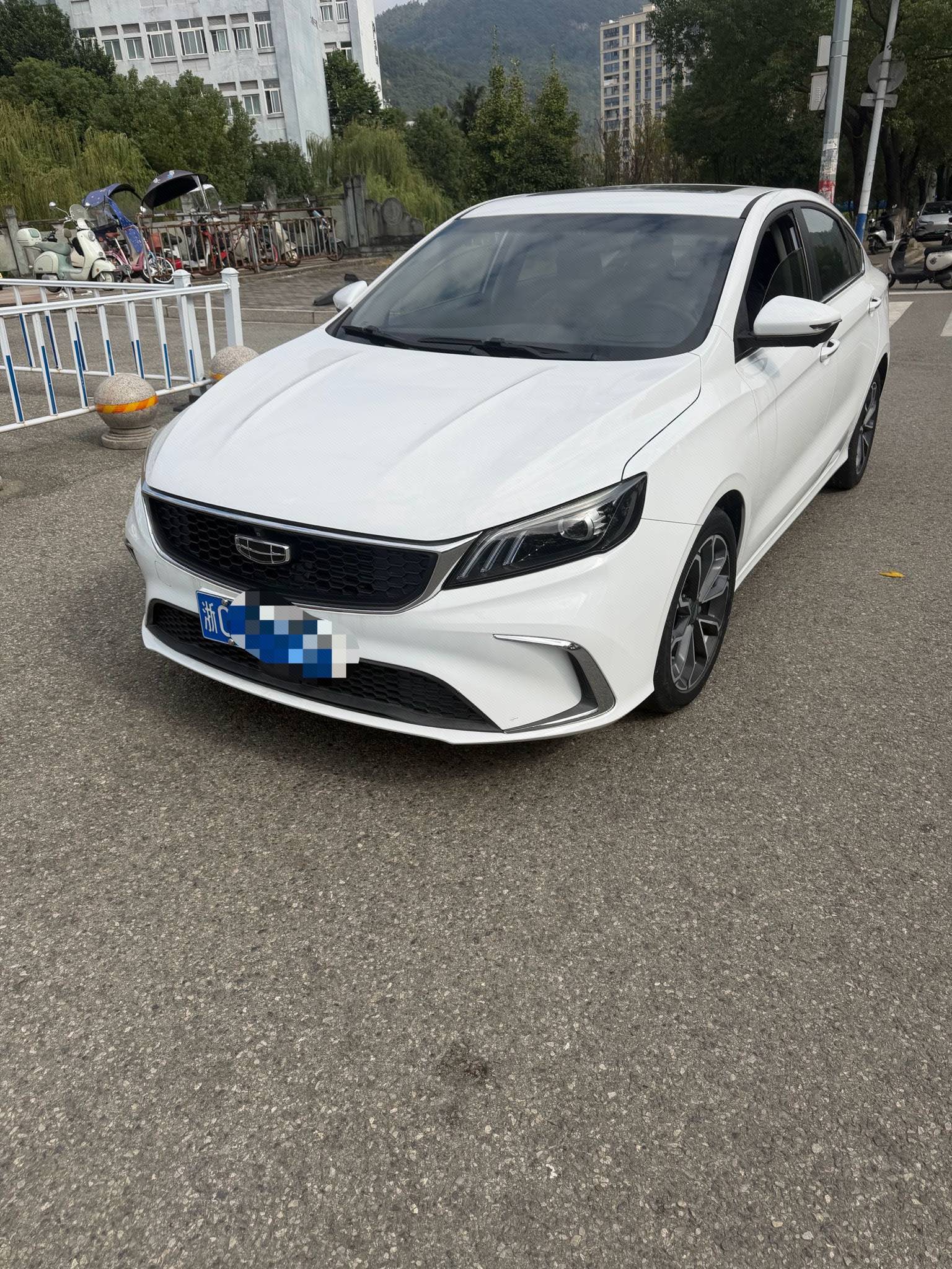 GEELY Binray 2022 GEELY Binray 2022 car image