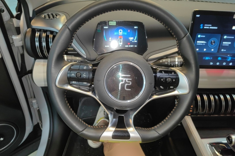 BYD Yuan Plus 2024 car image #11