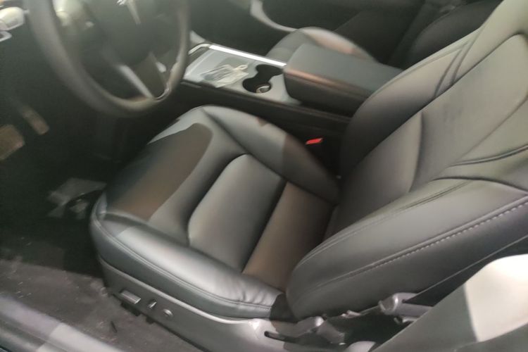 Tesla Model Y 2022 #15 Tesla Model Y 2022 car image #15