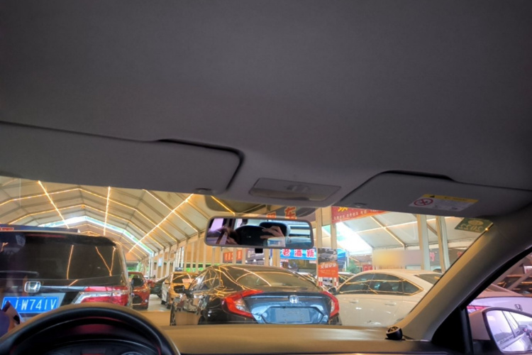 Volkswagen Santana 2018 #18 Volkswagen Santana 2018 car image #18