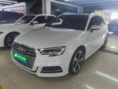 Audi A3 2020 Audi A3 2020 صورة سيارة