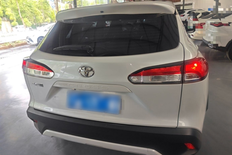 Toyota Corolla Cross 2023 immagine di auto #6