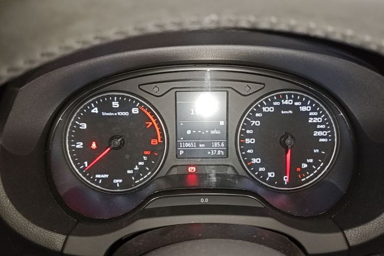 Audi A3 2017 car image #13